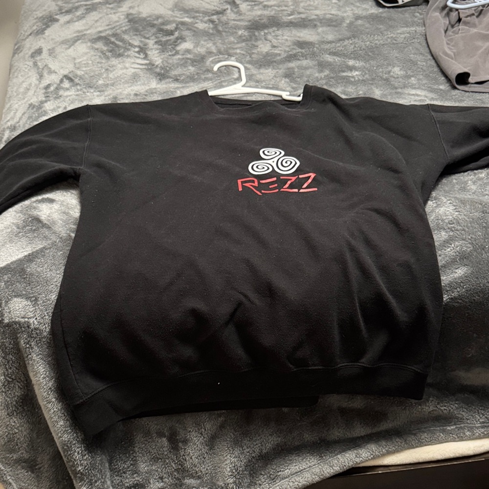 Rezz Rave sweater
